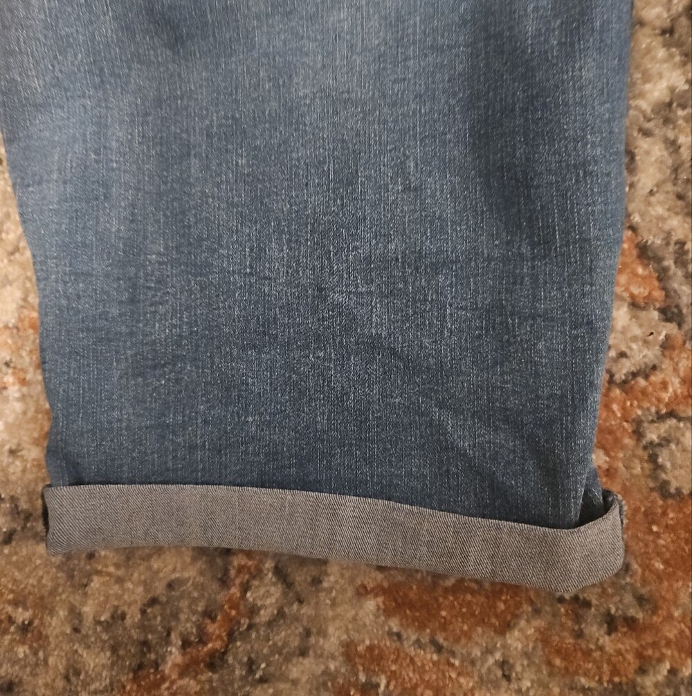 NYDJ Rolled-Cuff Denim Bermuda Shorts in Medium Blue - Picture 4 of 4